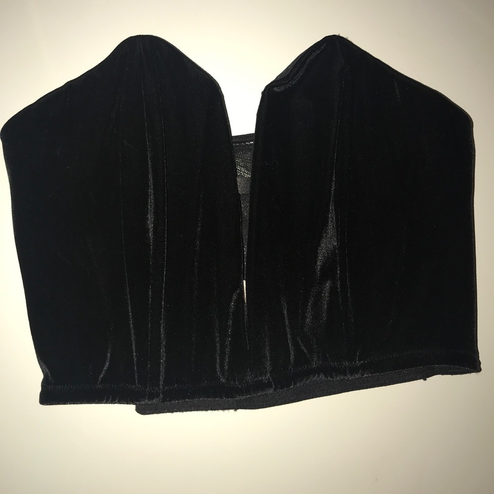 Victoria’s Secret fashion show 2016 bustier