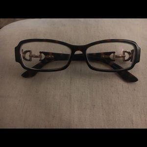 Gucci glasses with logo