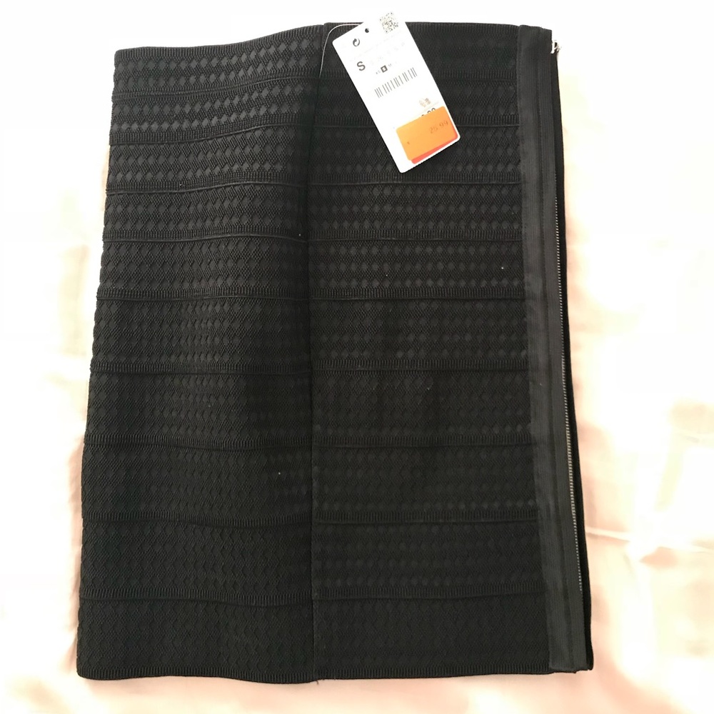 Bandage black skirt from Zara