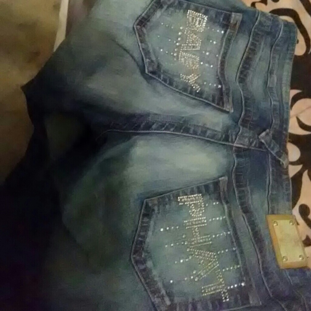 Jeans - Picture 2 of 3