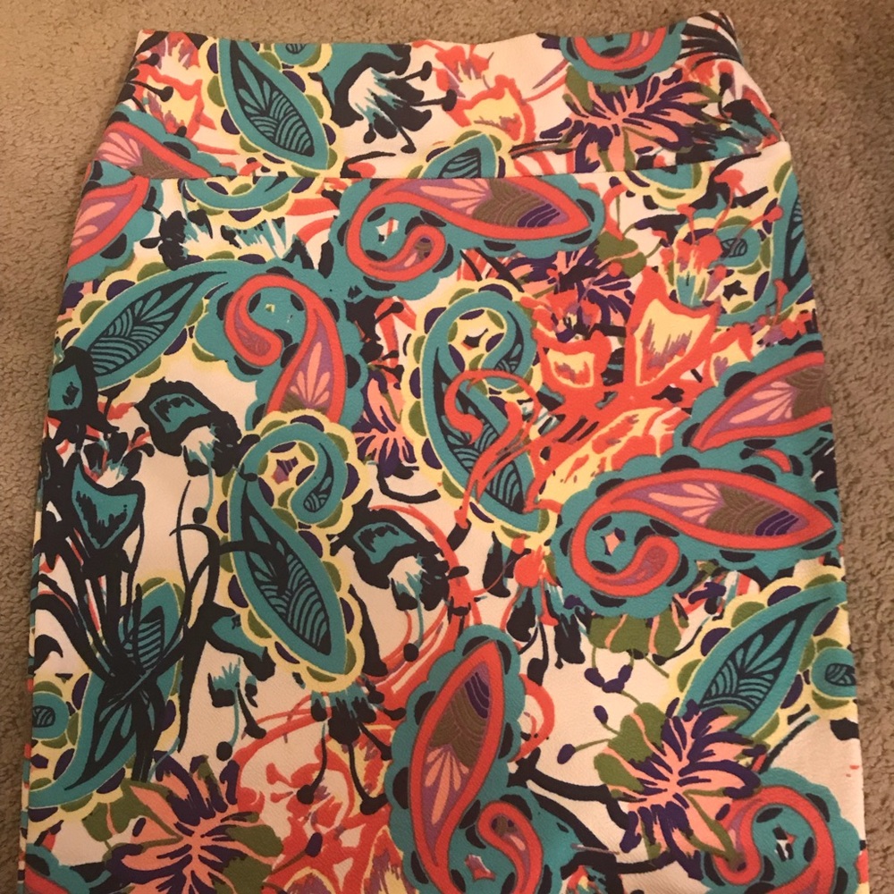 Lularoe Paisley Cassie Skirt
