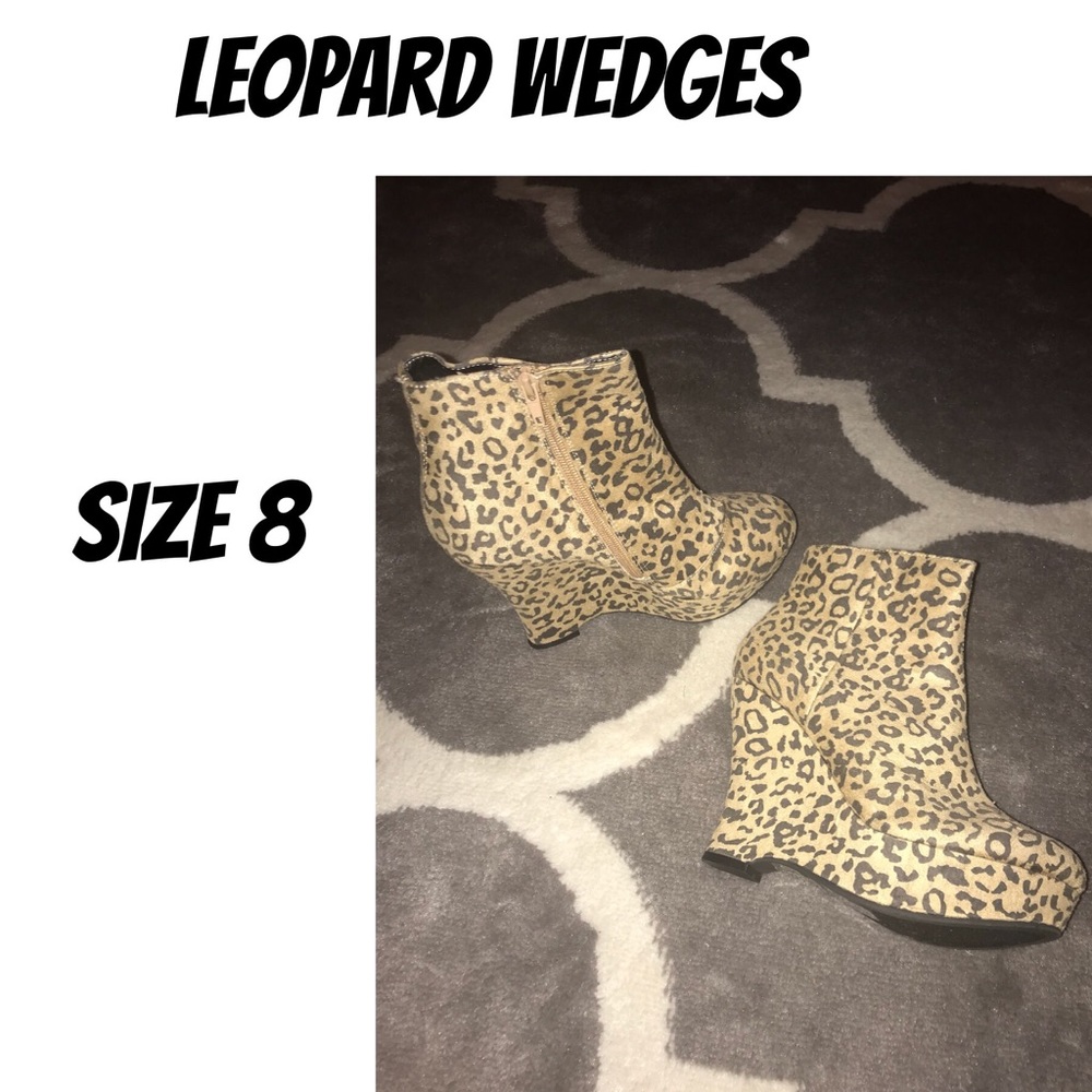 Leopard wedges