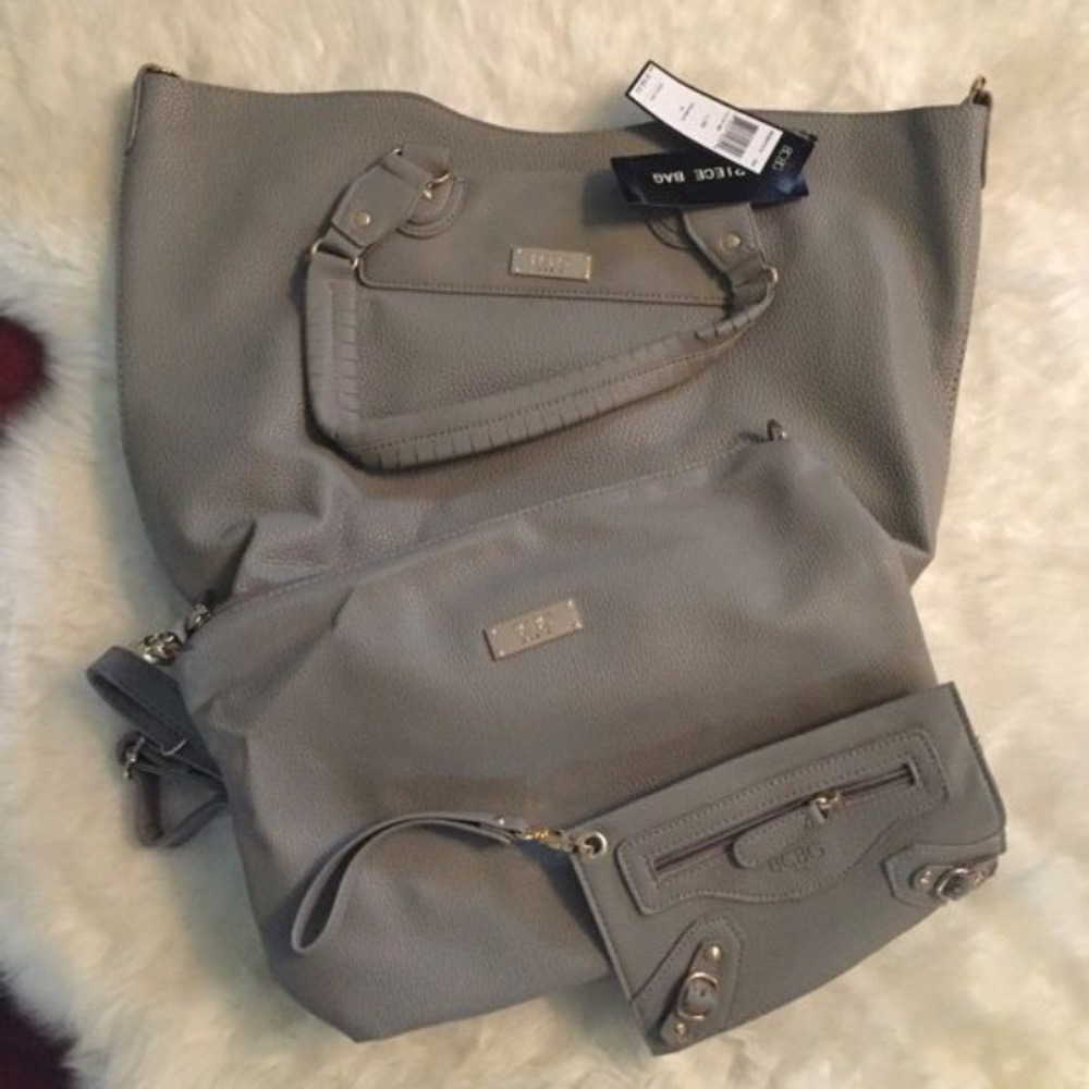 Gray BCBG 3 piece purse