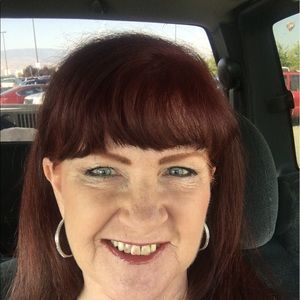 Meet your Posher, Sandy