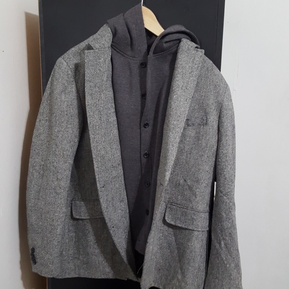 Men's American Rag hooded blazer.