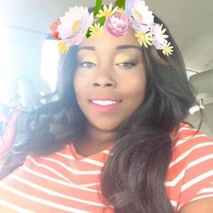 Meet your Posher, Lydia