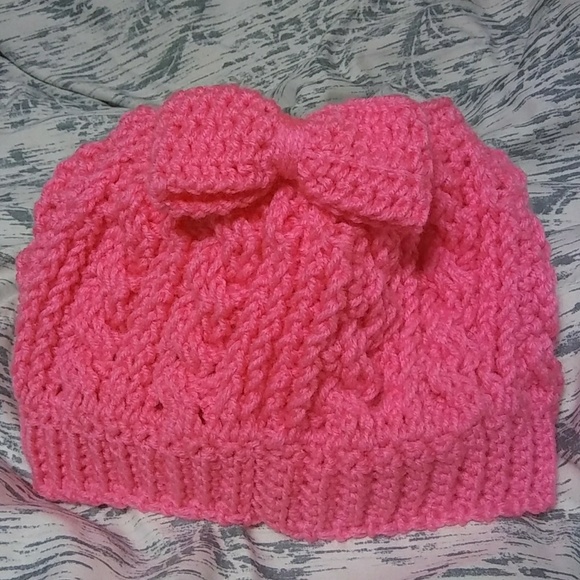 Messy Bun Hat - Picture 1 of 2