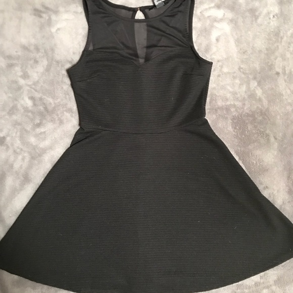 Little Black Dress - Picture 1 of 2