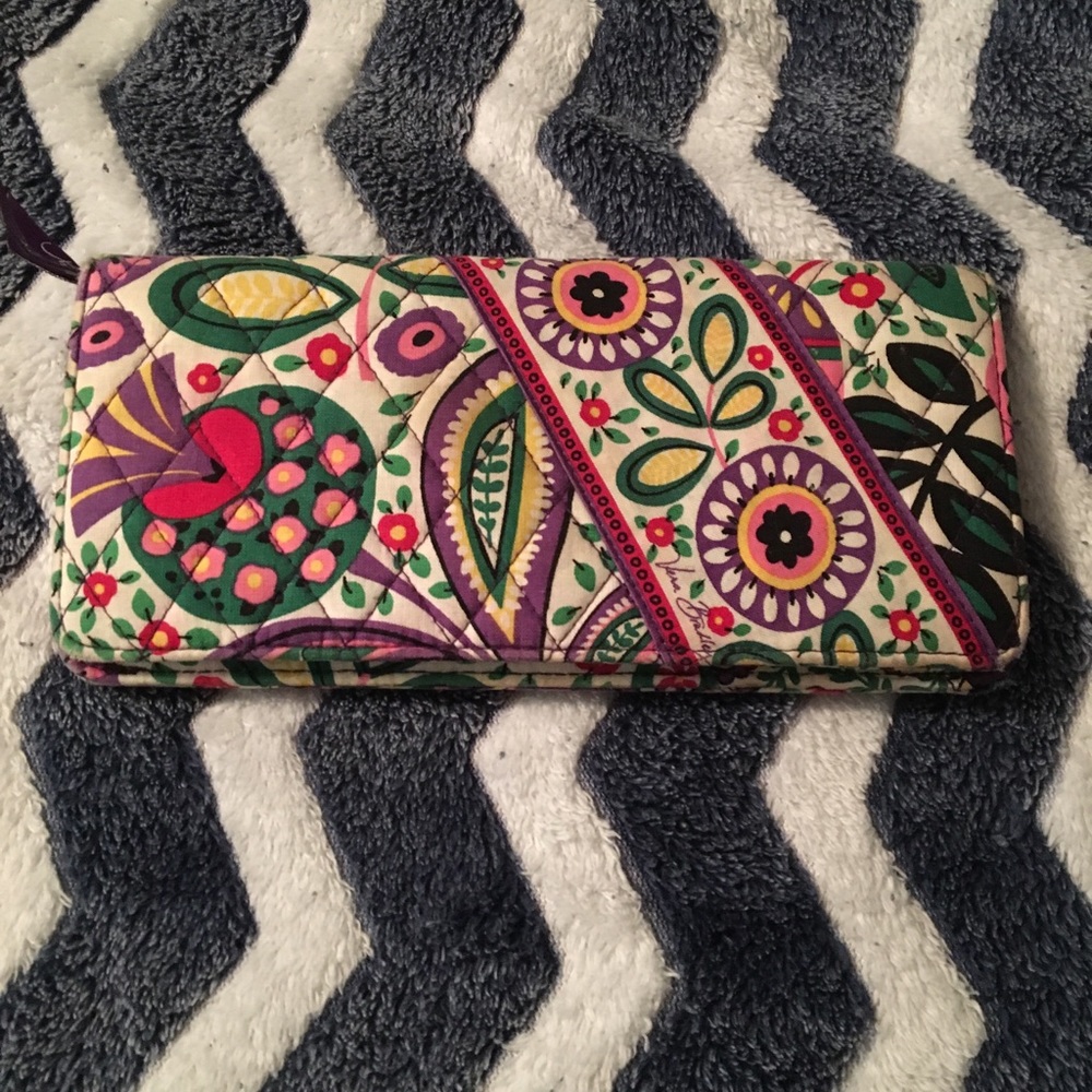 🍍Vera Bradley Colorful Wallet