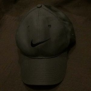 Hunter green Nike ball cap.