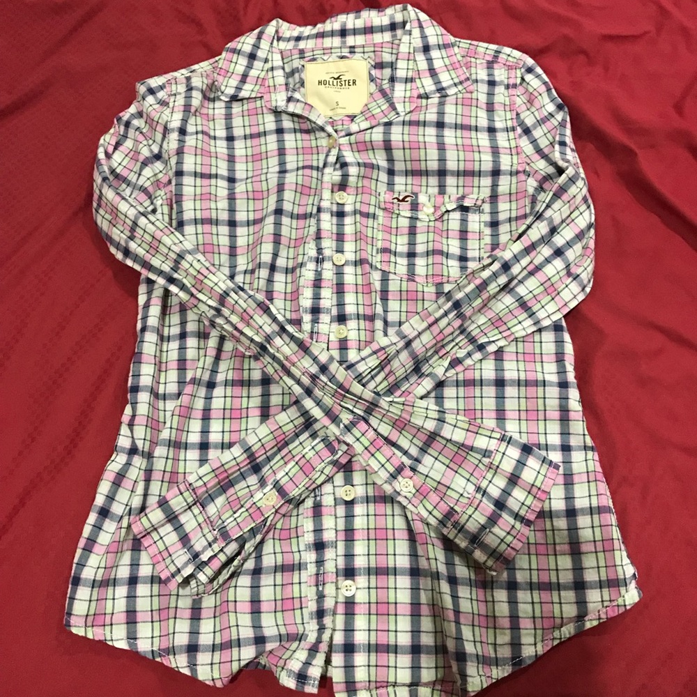 Hollister shirt