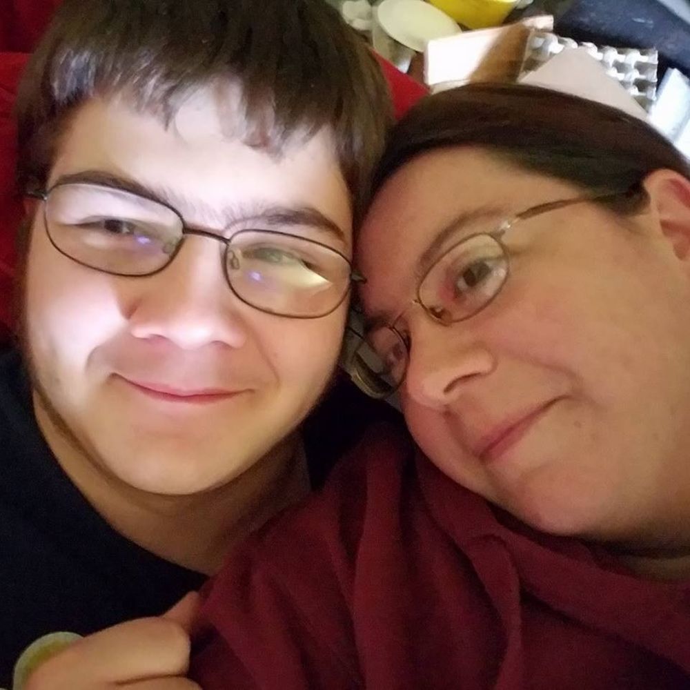 Meet your Posher, Leslie