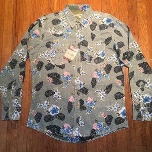 New Wrangler “20x” Hawaiian Shirt. Size L.