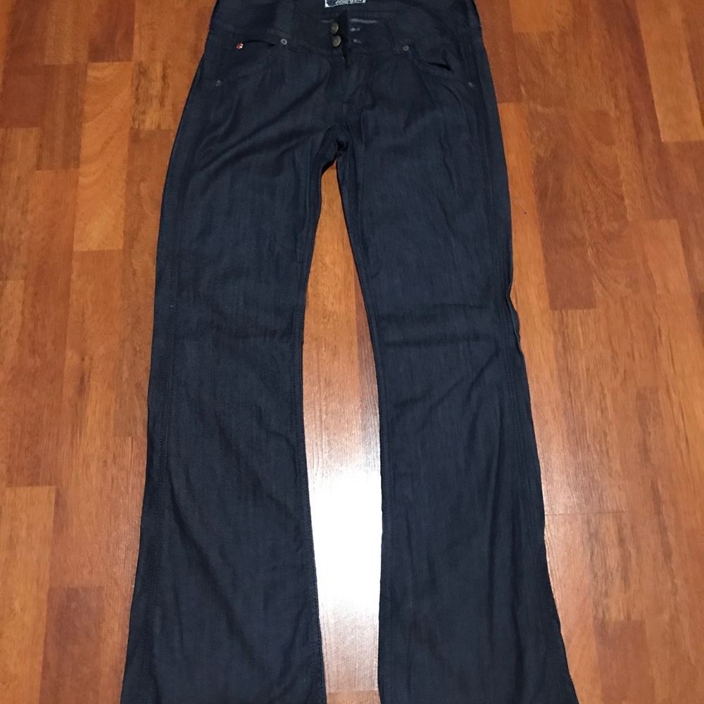 Hudson boot cut sz 28
