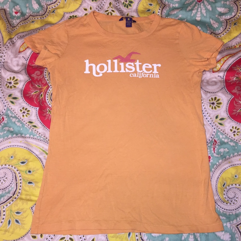 Hollister shirt medium