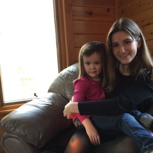 Meet your Posher, Izzi