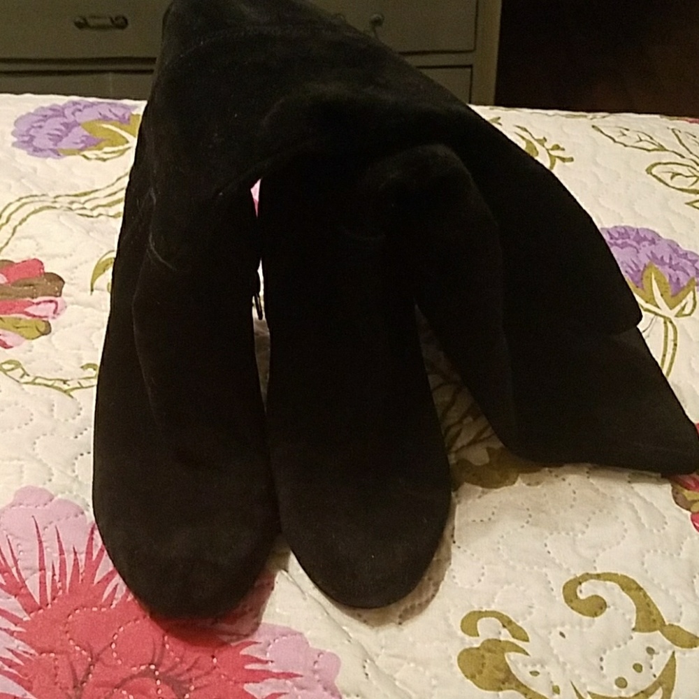 Black high heel boots