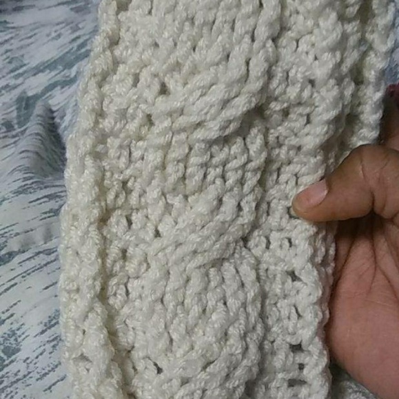 Braided Earwarmer - Picture 2 of 2
