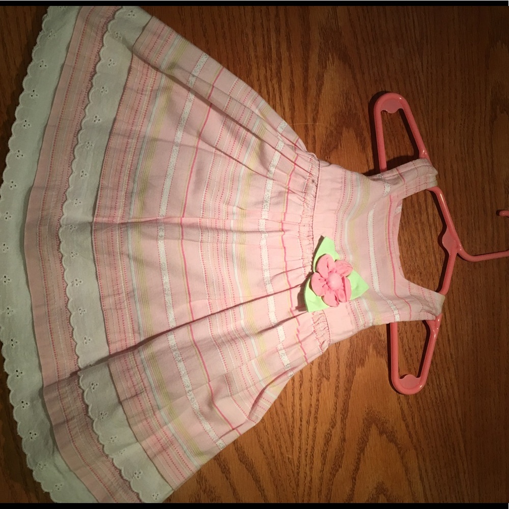 Girls dress pink and white