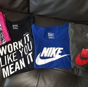 BUNDLE of 4 Nike shirts