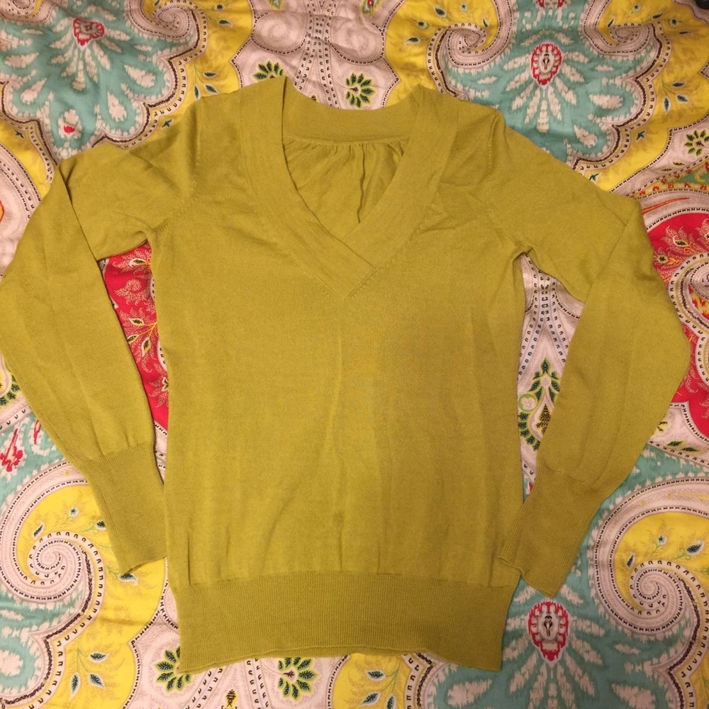 The Limited Sweater size small
