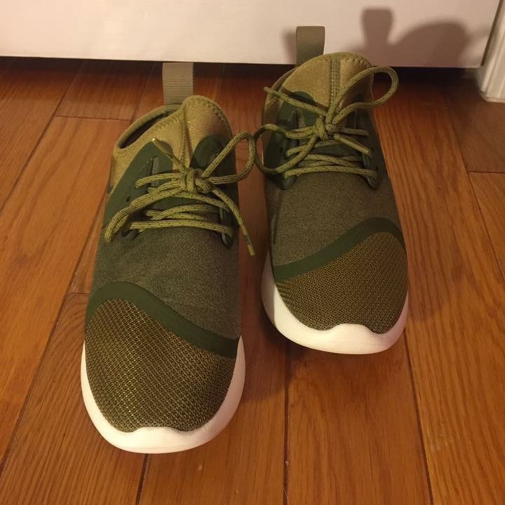 Women's Nike Shoes