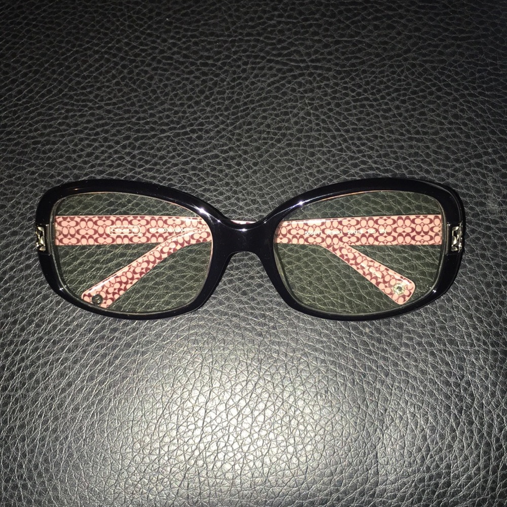 Coach reading glasses .