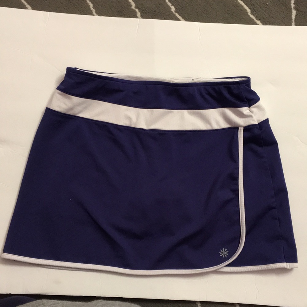 Athleta Skort with mesh undershorts Sz M