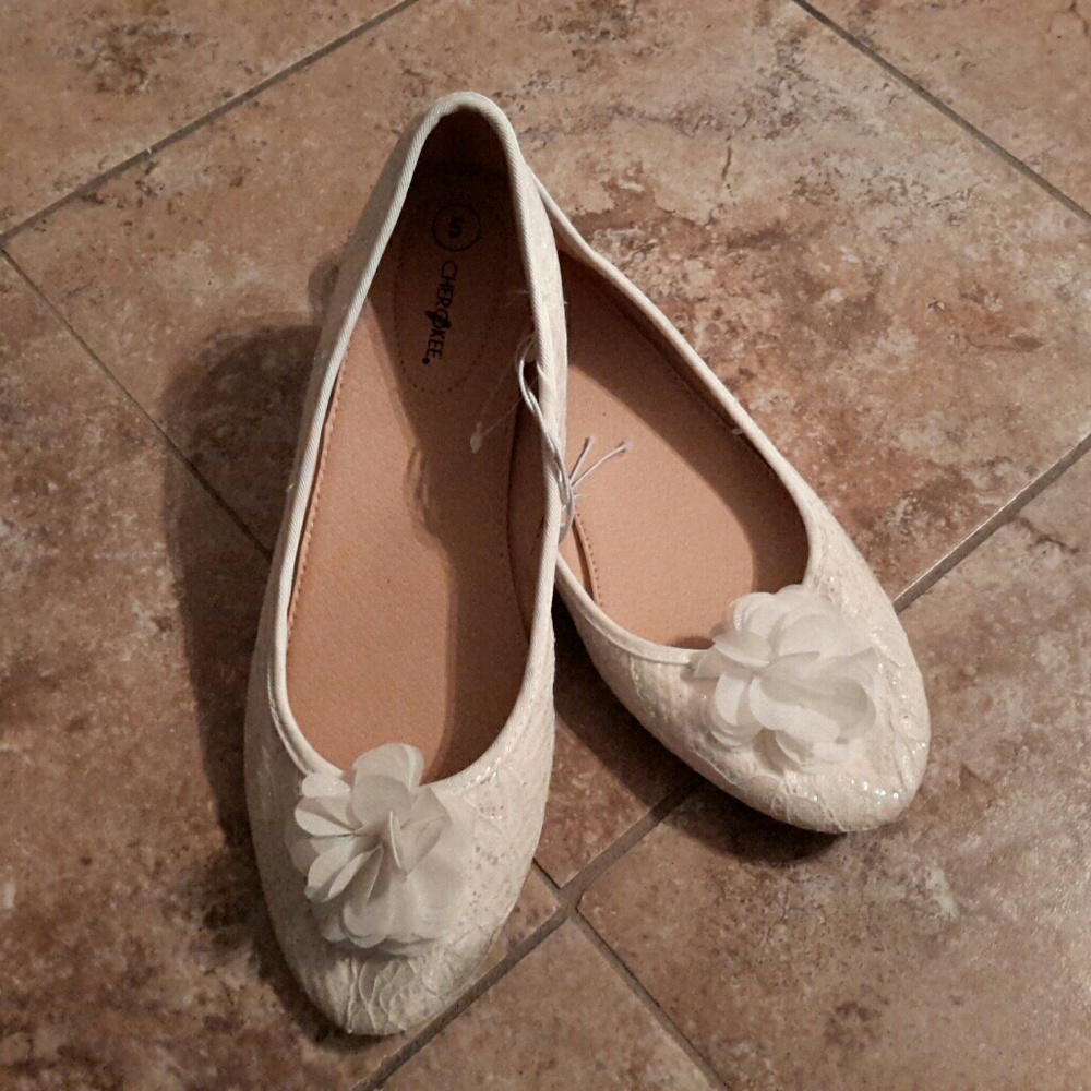 Cherokee  kids shoes