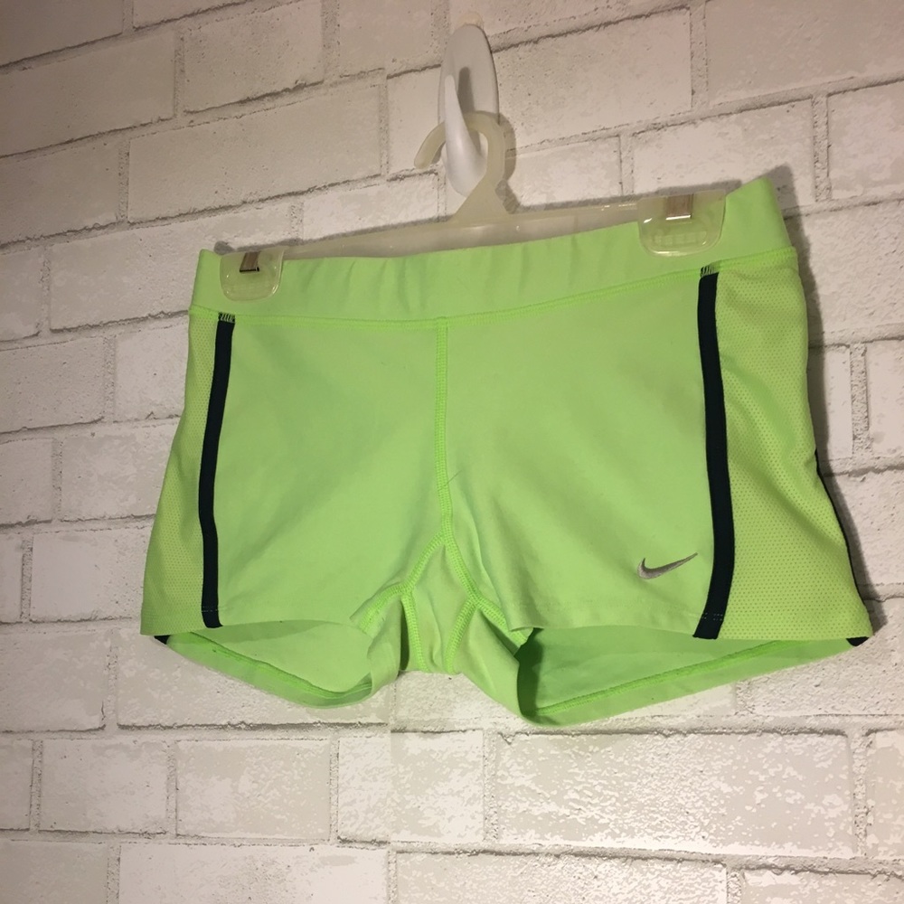 NIKE RUNNING SHORTS