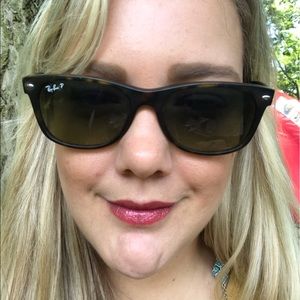 Meet your Posher, Rebecca