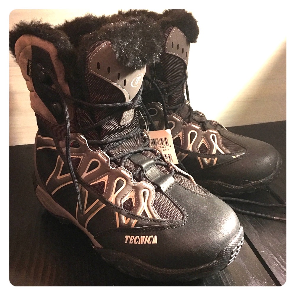 Faux fur black and grey heavy snow boots