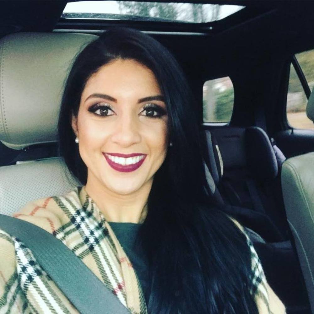 Meet your Posher, Laila