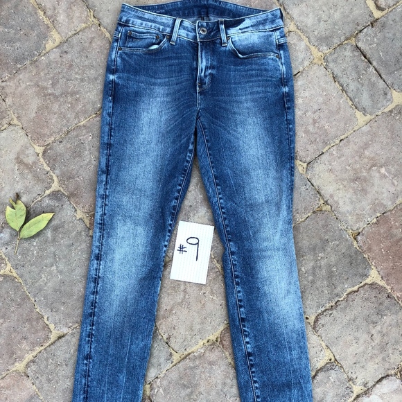 g st - Picture 1 of 3