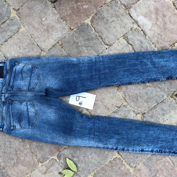 g st - Picture 2 of 3