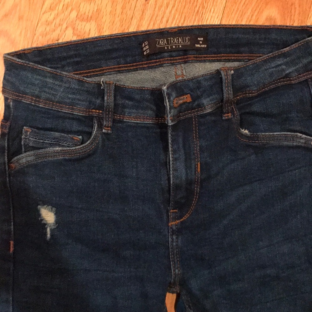 Zara Ripped Jeans - Picture 3 of 4