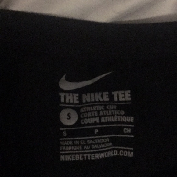 Little small on me - Picture 2 of 2