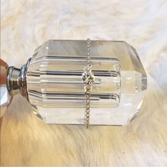 Silver Swarovski 1895 Crystal Necklace - Picture 4 of 4