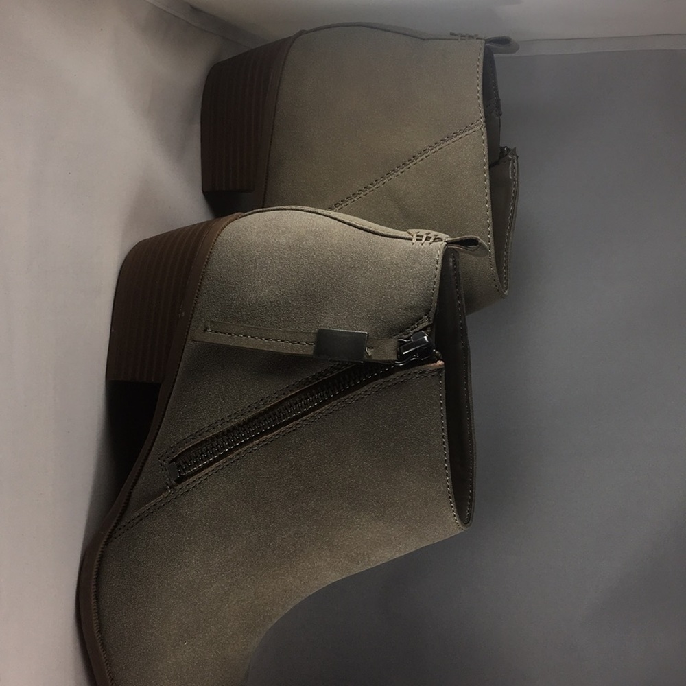 NWOB Sam Edelman Circus ankle boots size 10M - Picture 2 of 5