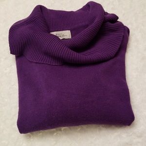 💜Purple sweater with cowl neck! 💜