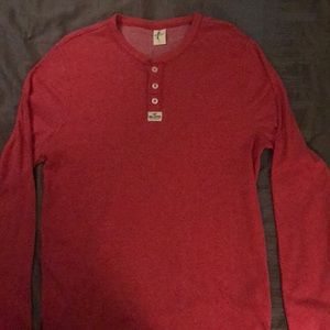 🌊NEW HOLLISTER SHIRT