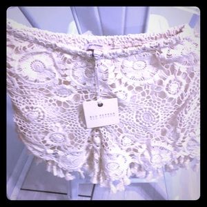 Blu Pepper Lace Shorts