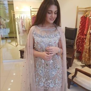 Meet your Posher, Farwa