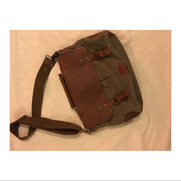 Leather Laptop Messenger Briefcase Bag - Cappuccino Brown  Leather Laptop Bag