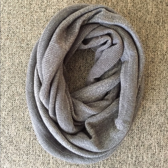 Steve Madden Accessories - Steve Madden shimmer infinity scarf