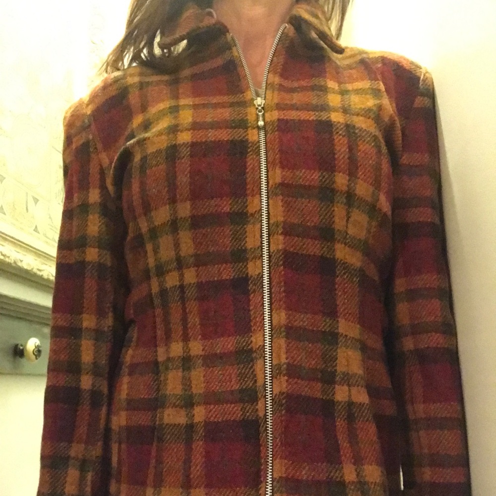 Fall colored 100% wool plaid zip up jacket