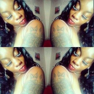 Meet your Posher, Ebony