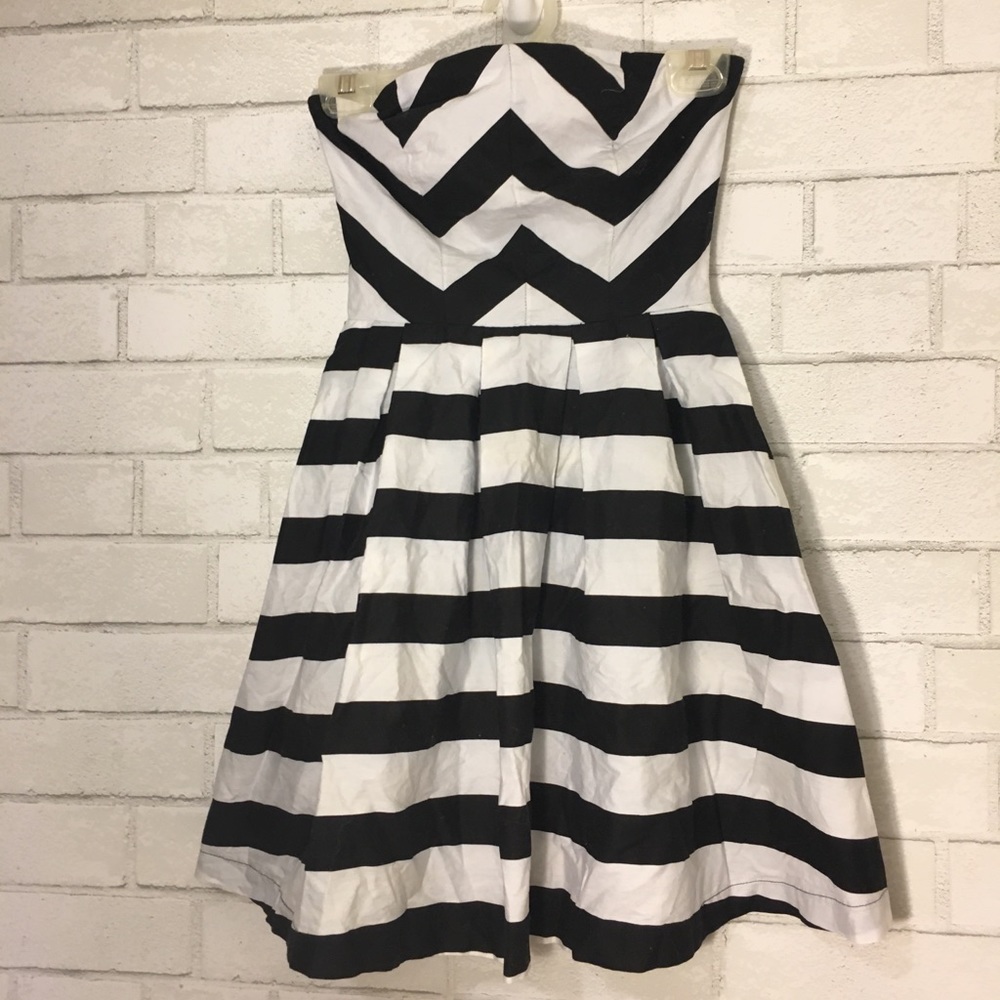 ADORABLE COCKTAIL DRESS