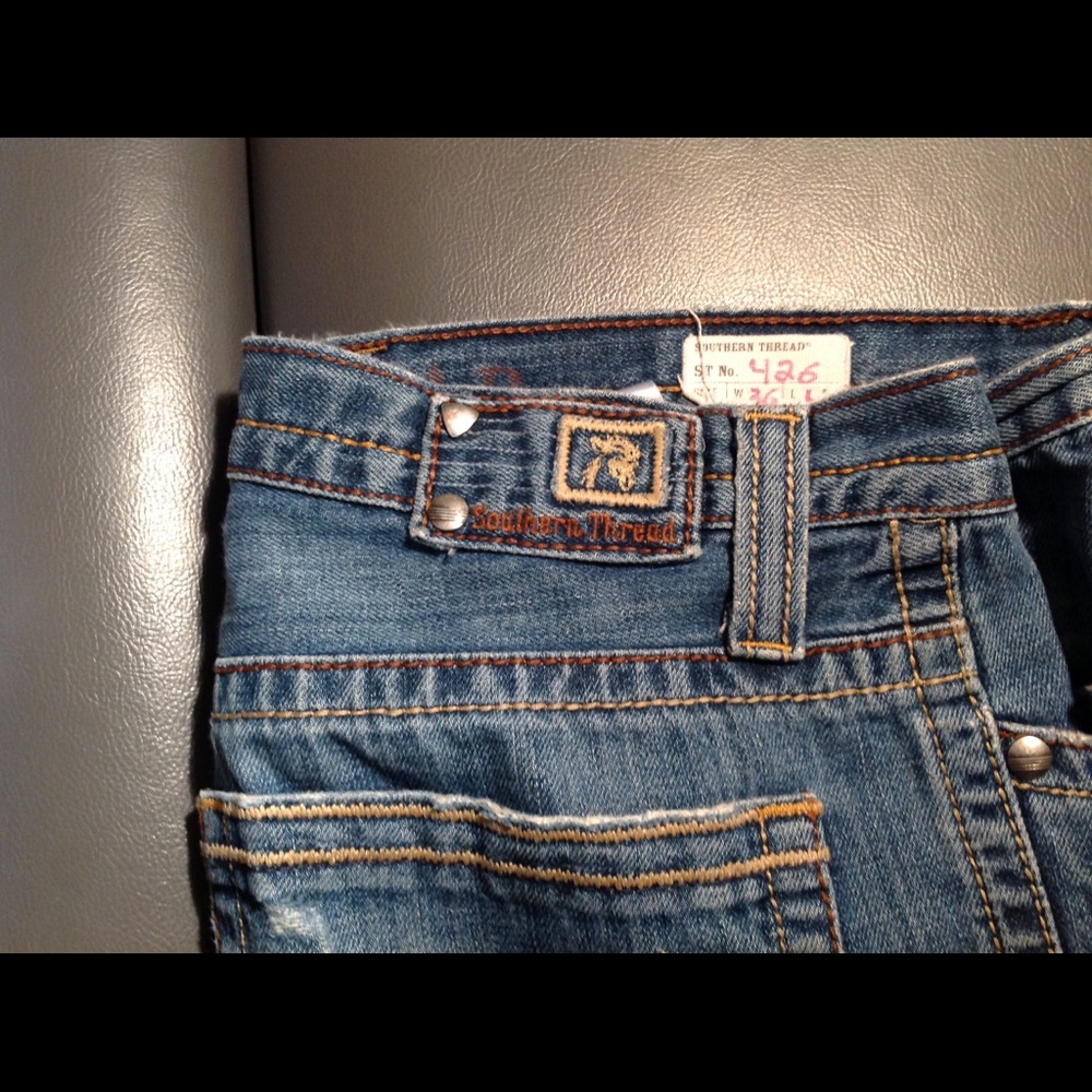 Jeans - Picture 2 of 5