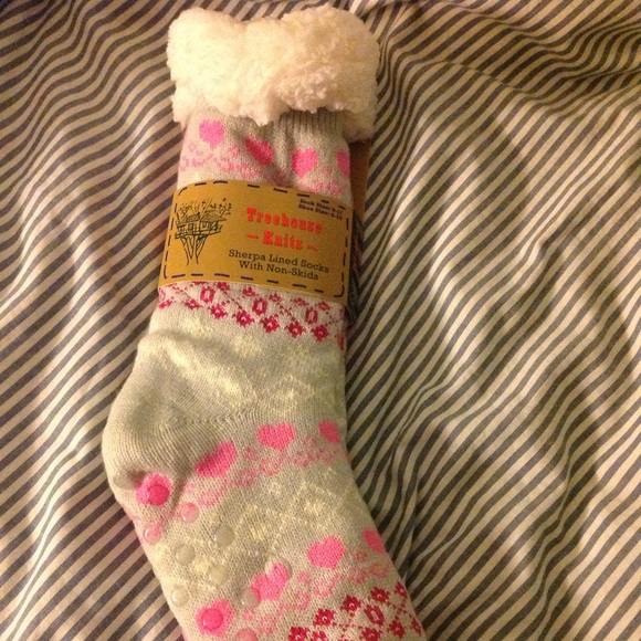 πHP π Cute Sherpa lined long socks - Picture 3 of 7